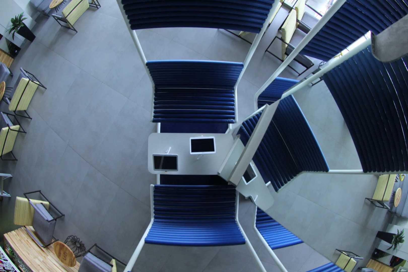 YELLO Hotel Jemursari Surabaya