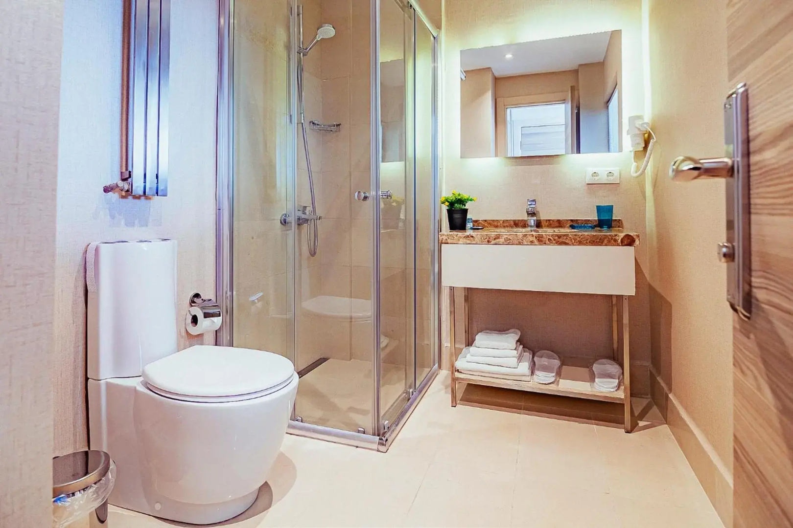 Hotel the Designers Cheongnyangni