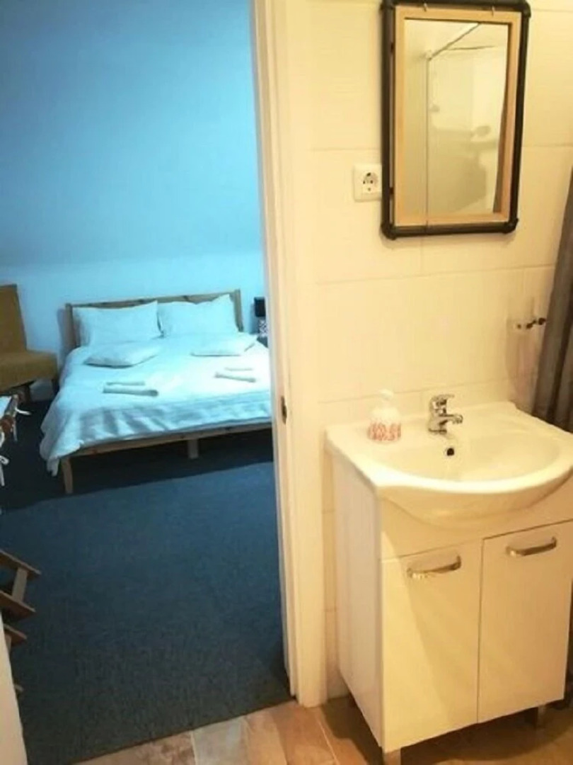 Royal Guest House II