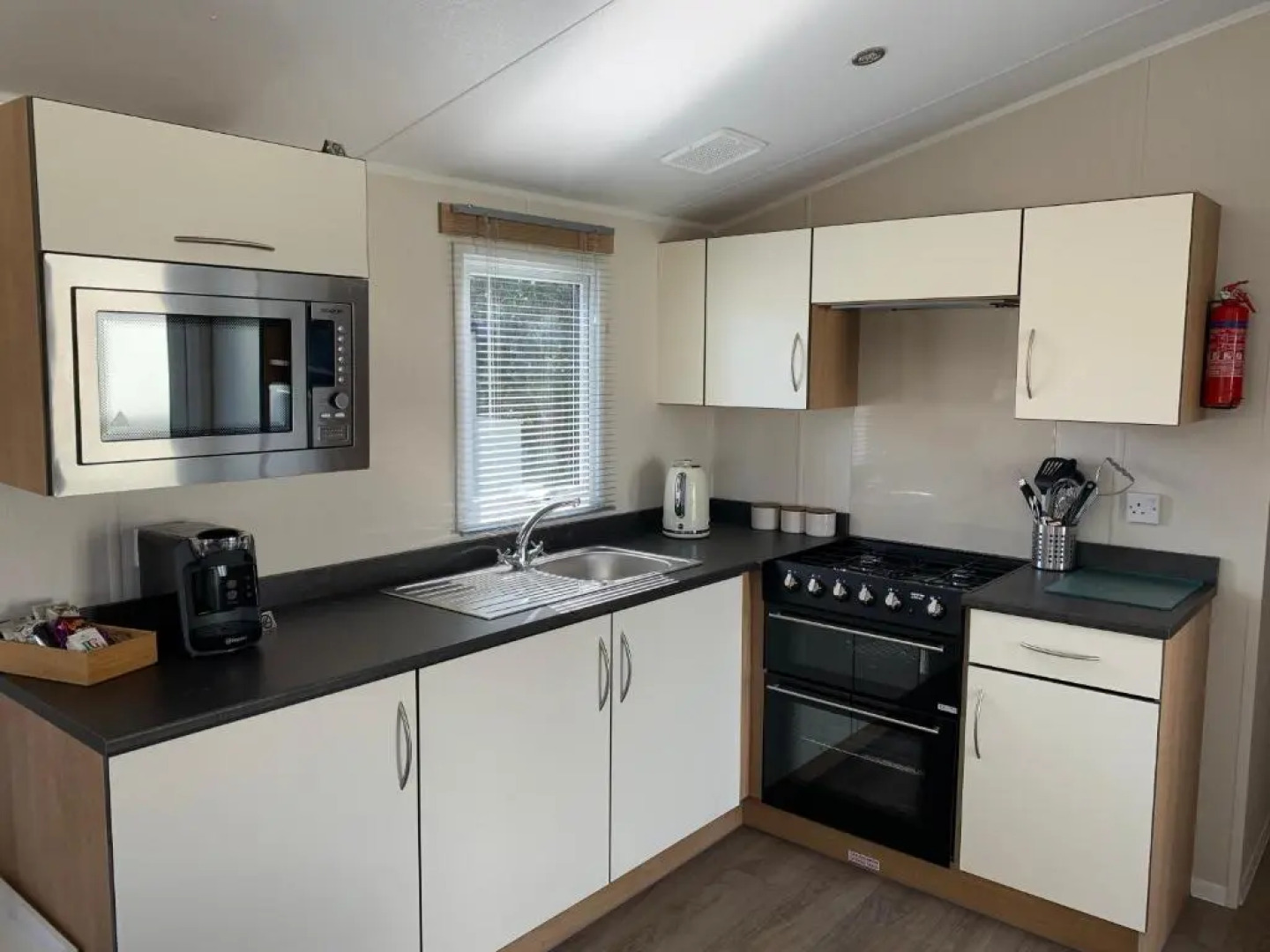 Modern, Spacious 2 bedroom caravan - Thorpe Park Haven, Cleethorpes