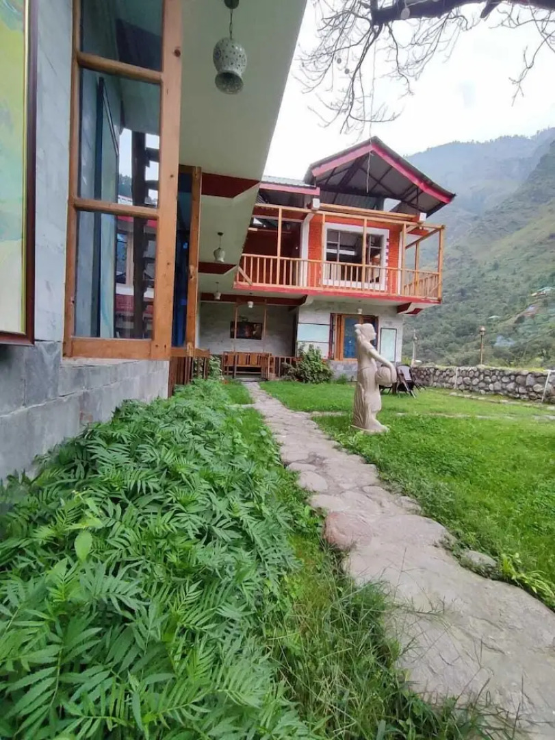 Virman Hillside Resort