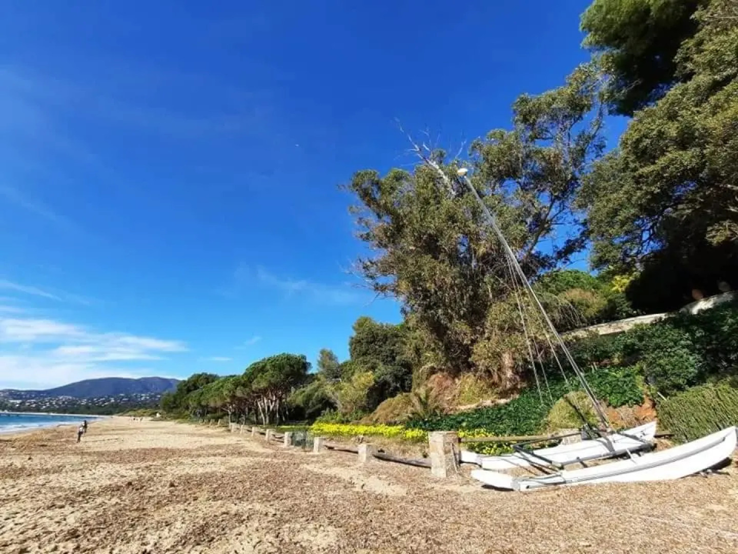 SAKURA Chambre jacuzzi charme romantique terrasse privée 300m plage et restaurants La Croix Valmer - Golfe Saint Tropez