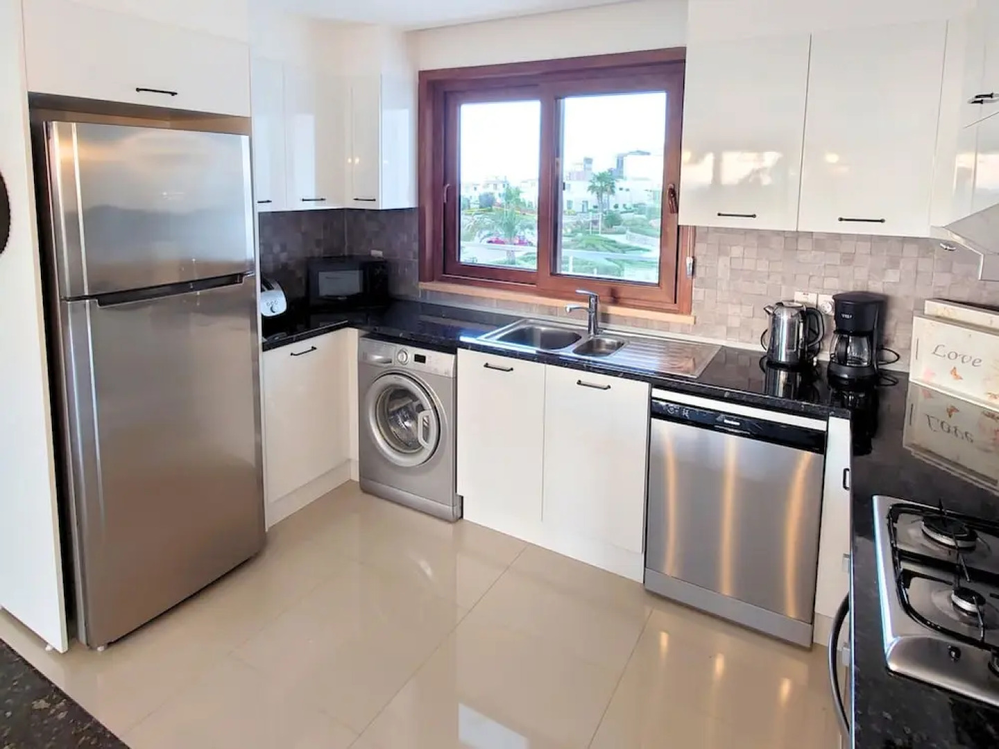 Penthouse Apartment With Stunning Sea and Mountain Views