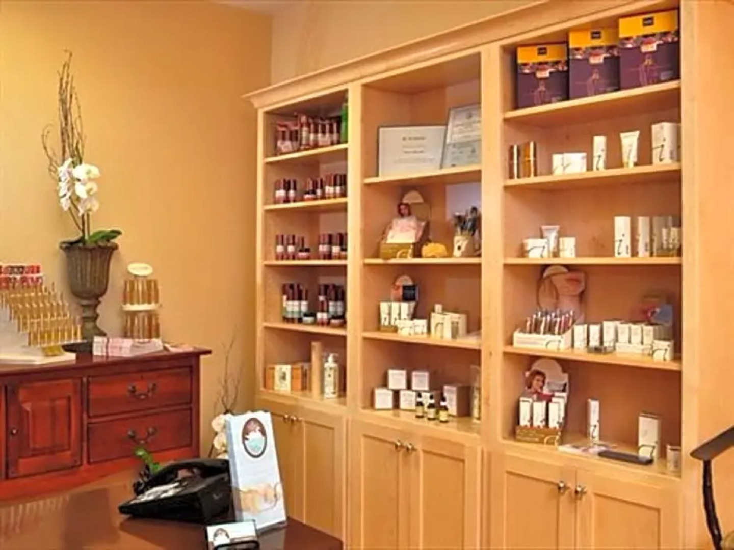 Bob Timberlake Inn at Chetola Resort