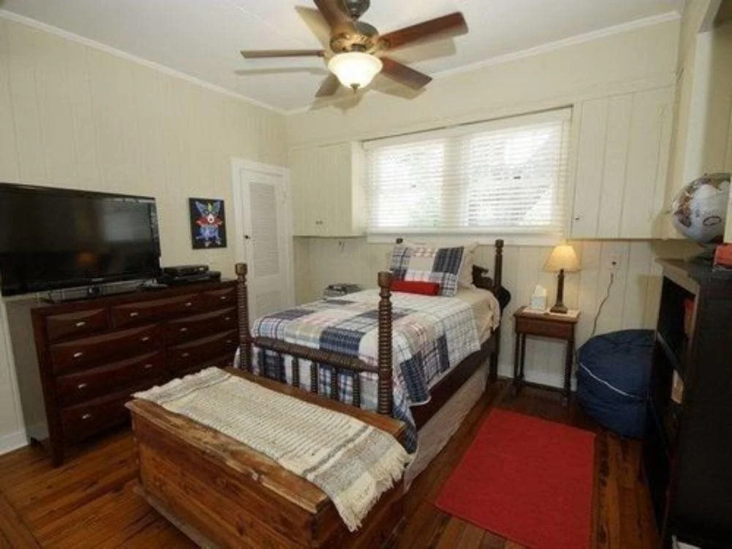 Aunt Dot's Luxurious Beachfront B&B