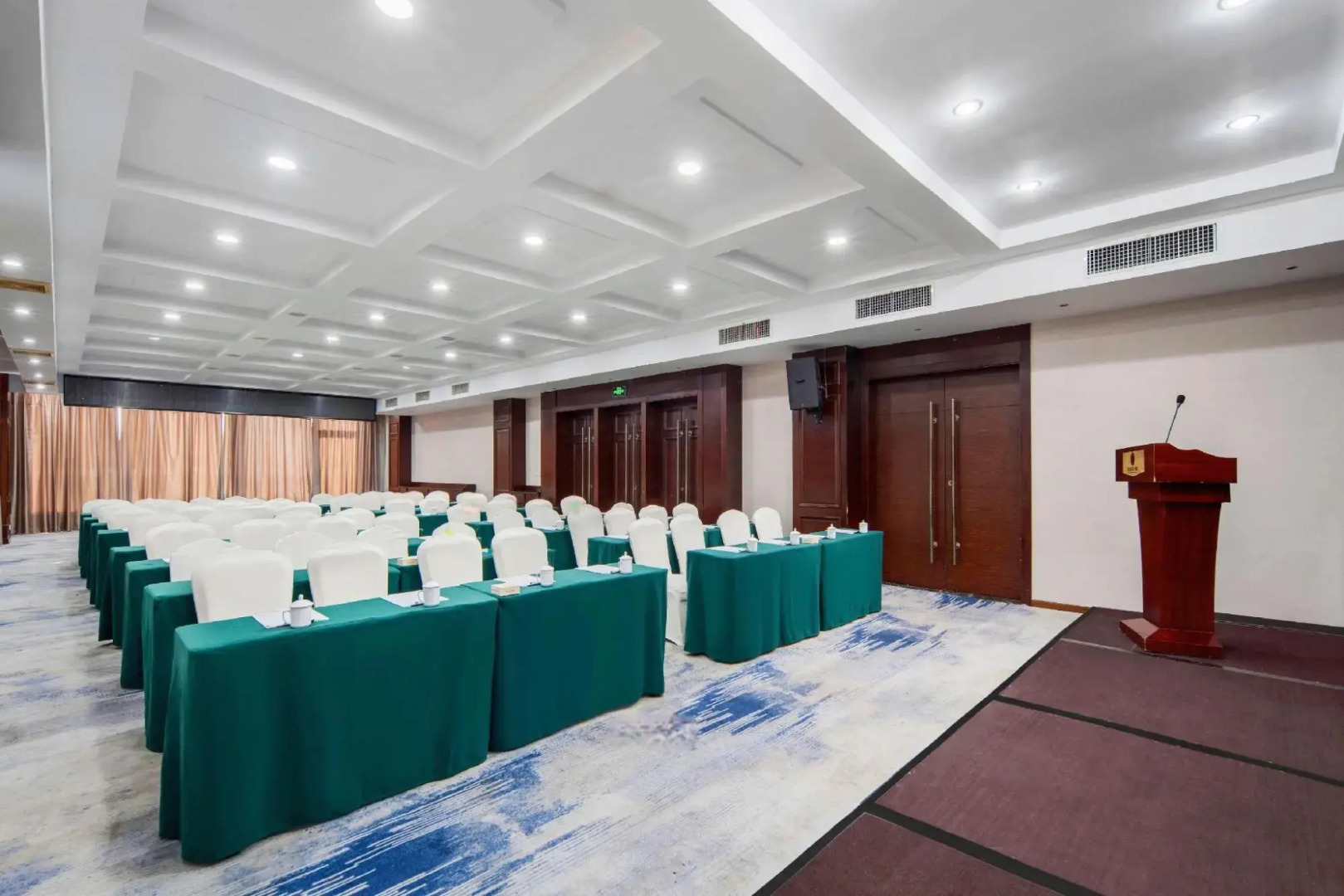 King's Park International Hotel