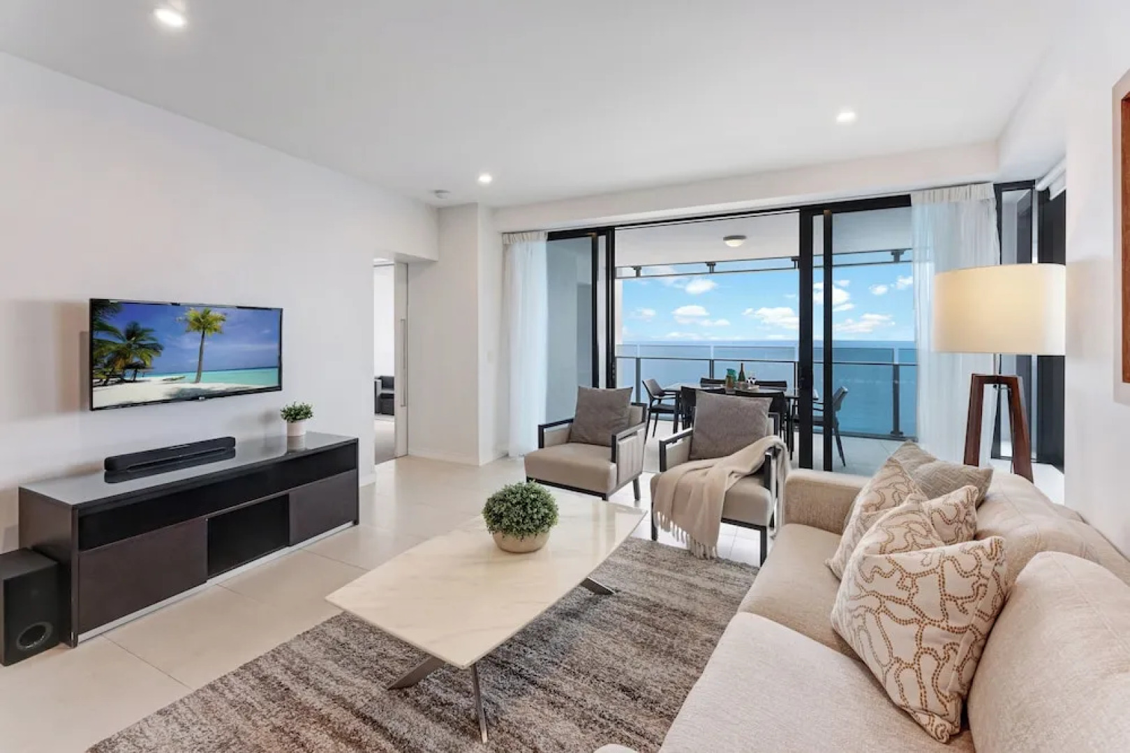 Holiday Holiday Soul Apartments