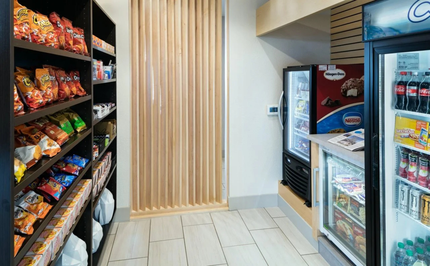 Holiday Inn Express & Suites Medford by IHG