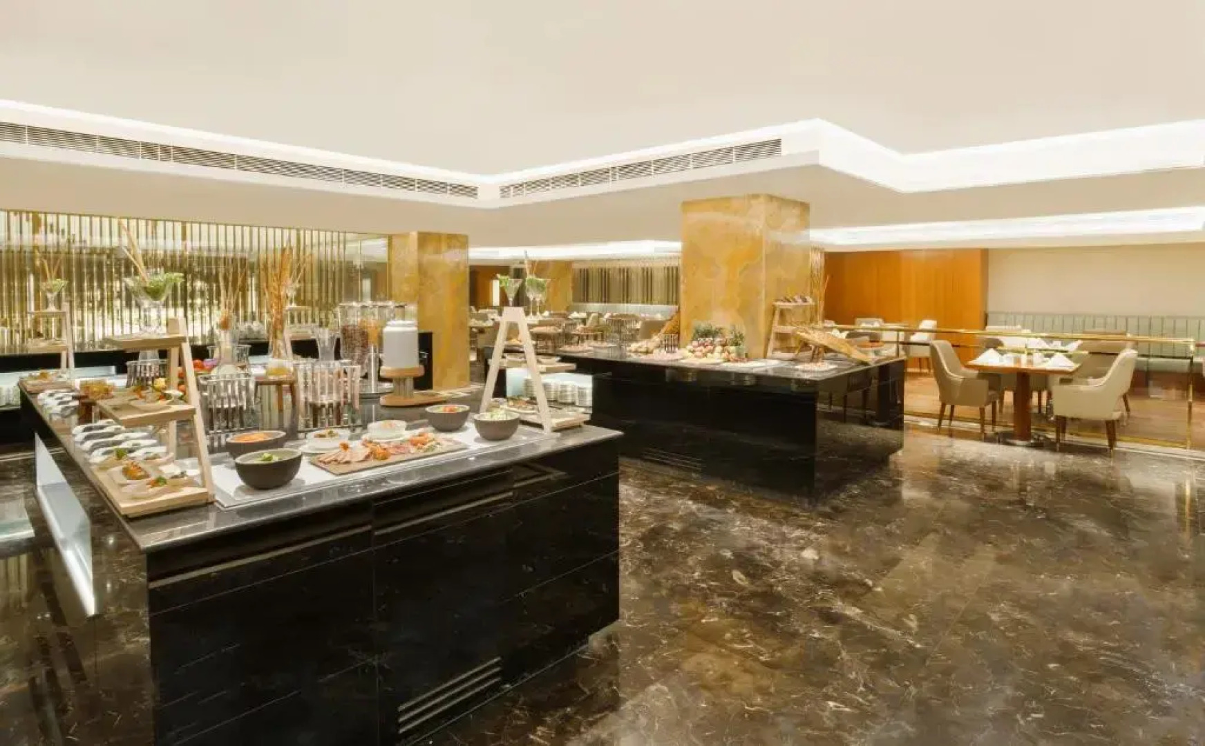 Holiday Inn Dhaka City Centre by IHG