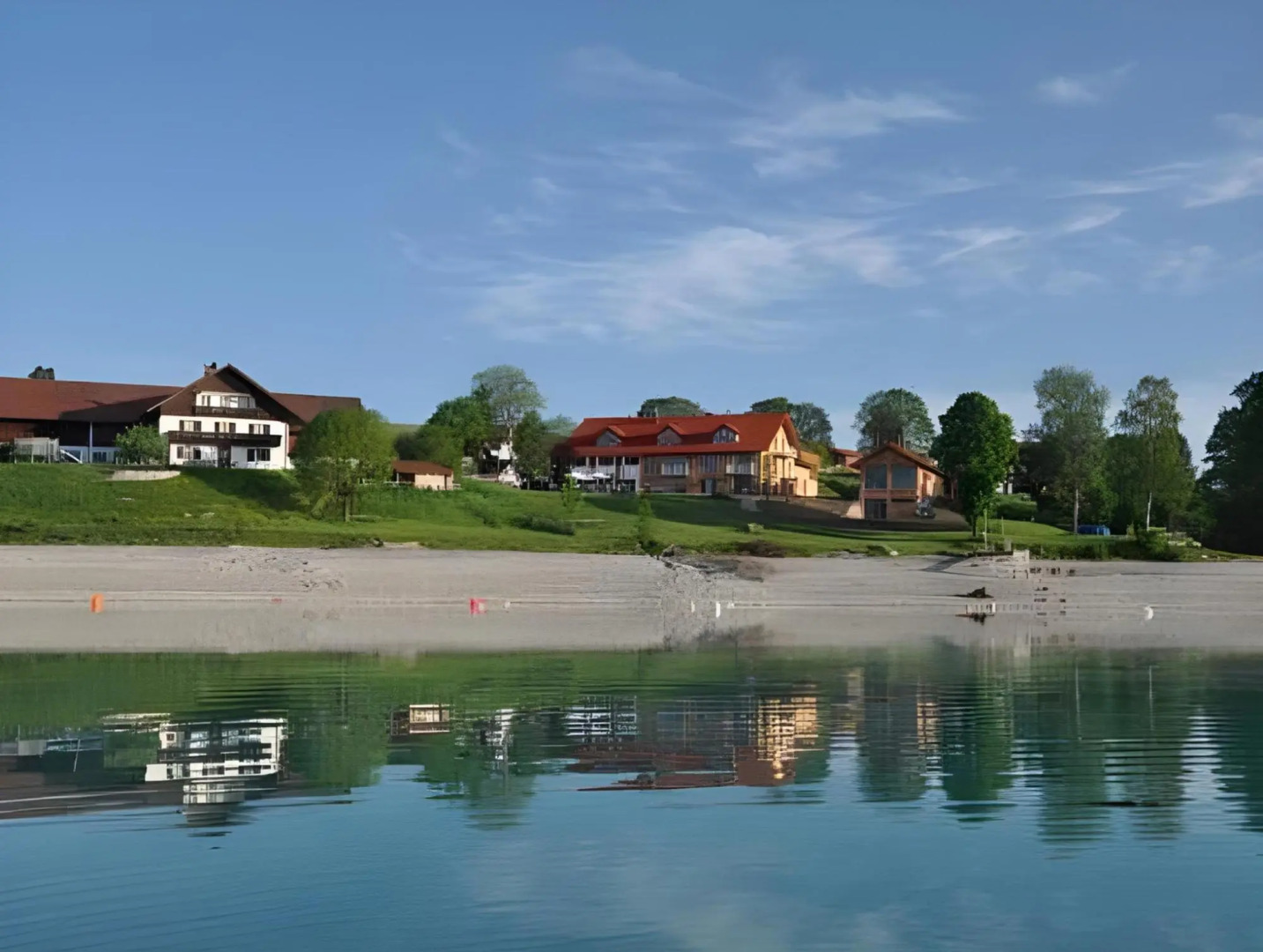 Seehotel und Appartements Schnöller