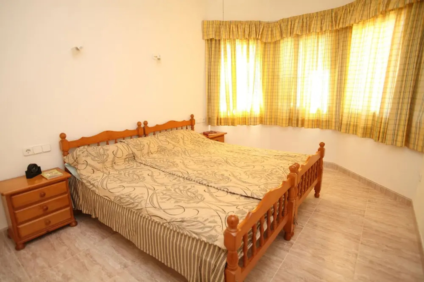 025 Villa California