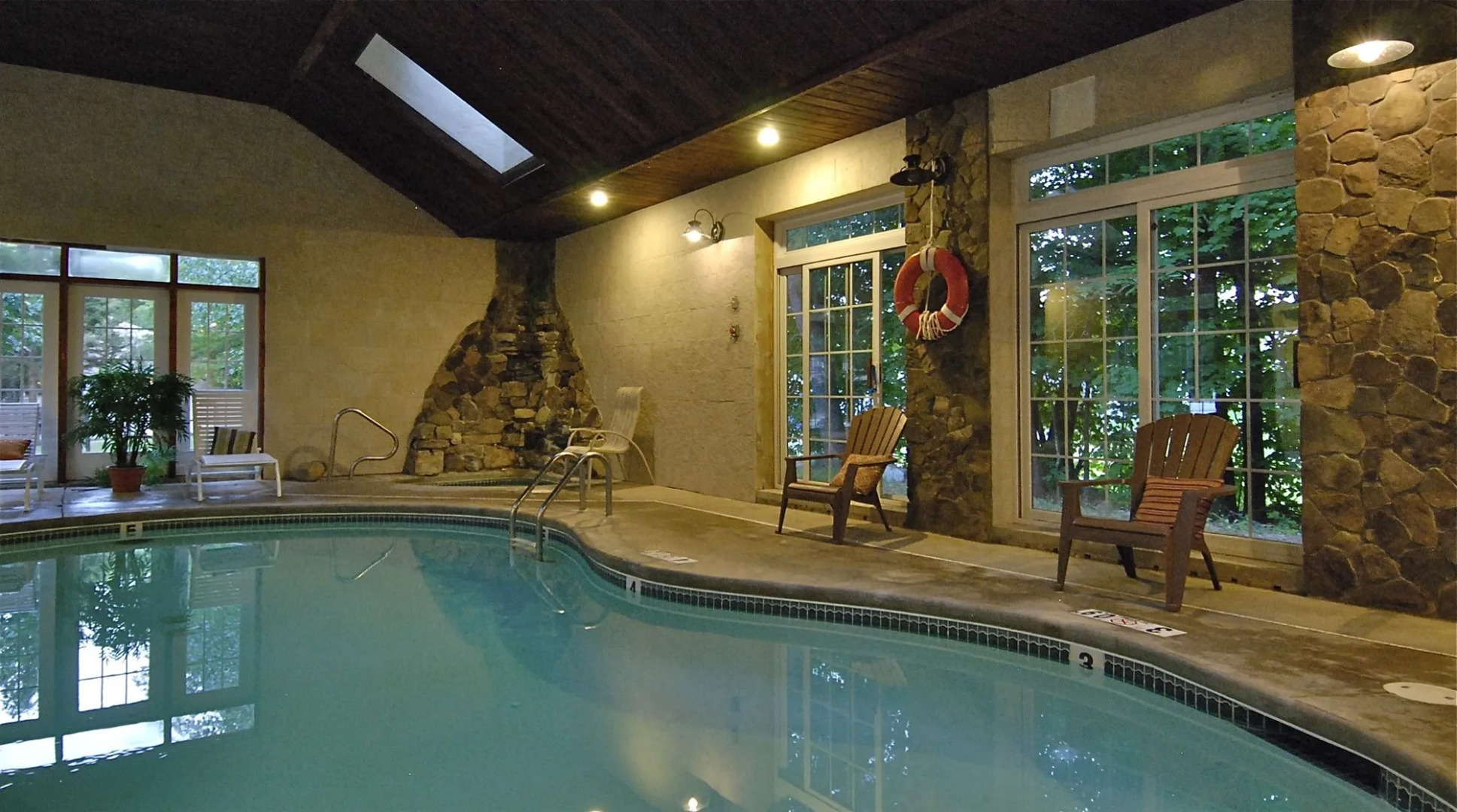 Wrens Nest Village Inn