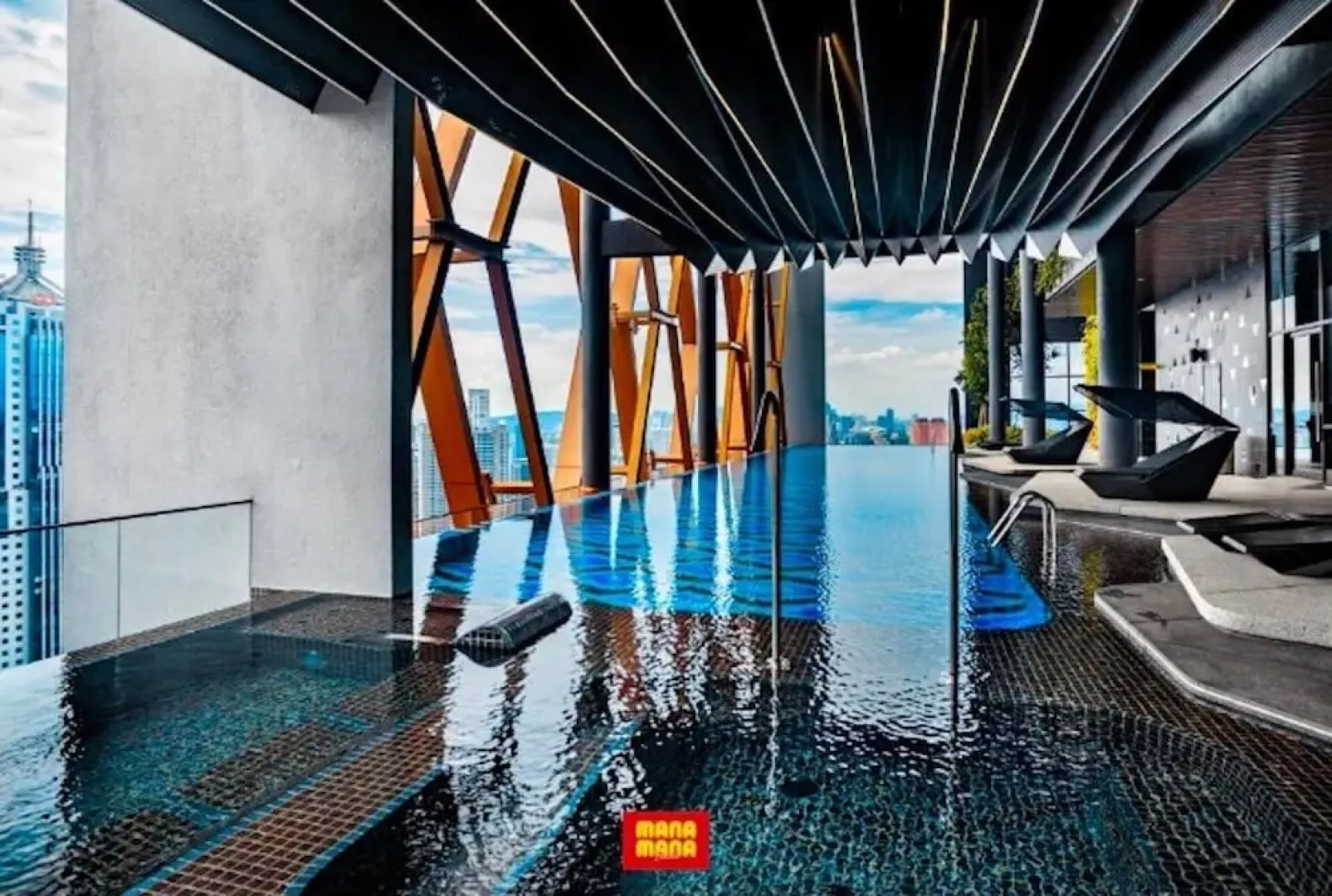 Mana-Mana Suites at Scarletz KLCC