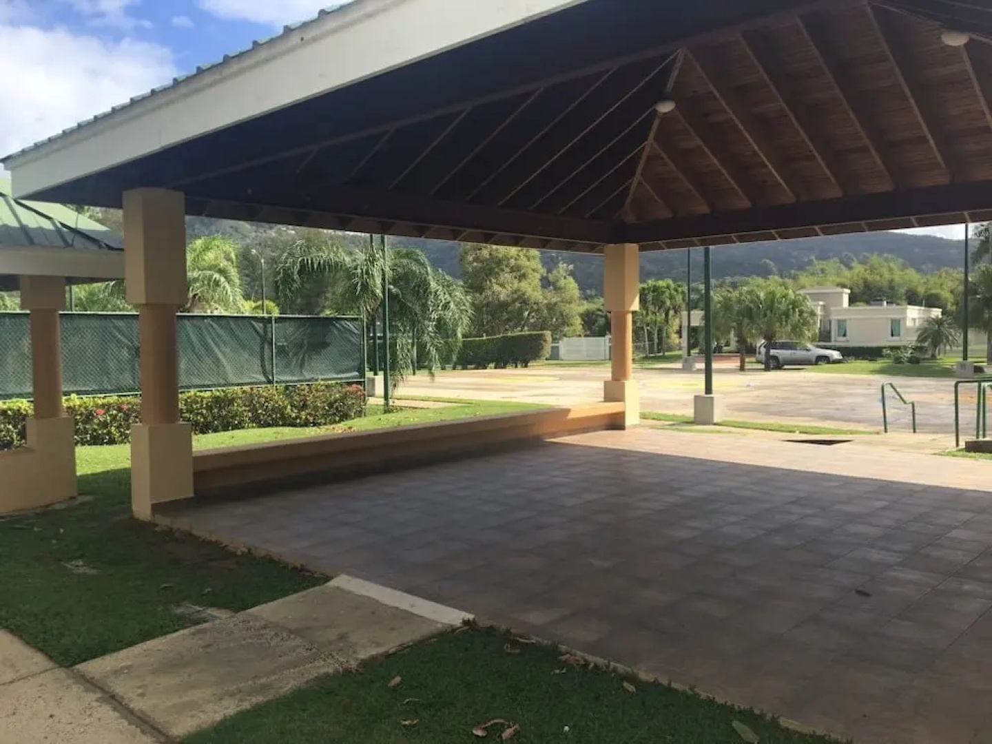 Caguas 4 Bedroom Vacation Villa