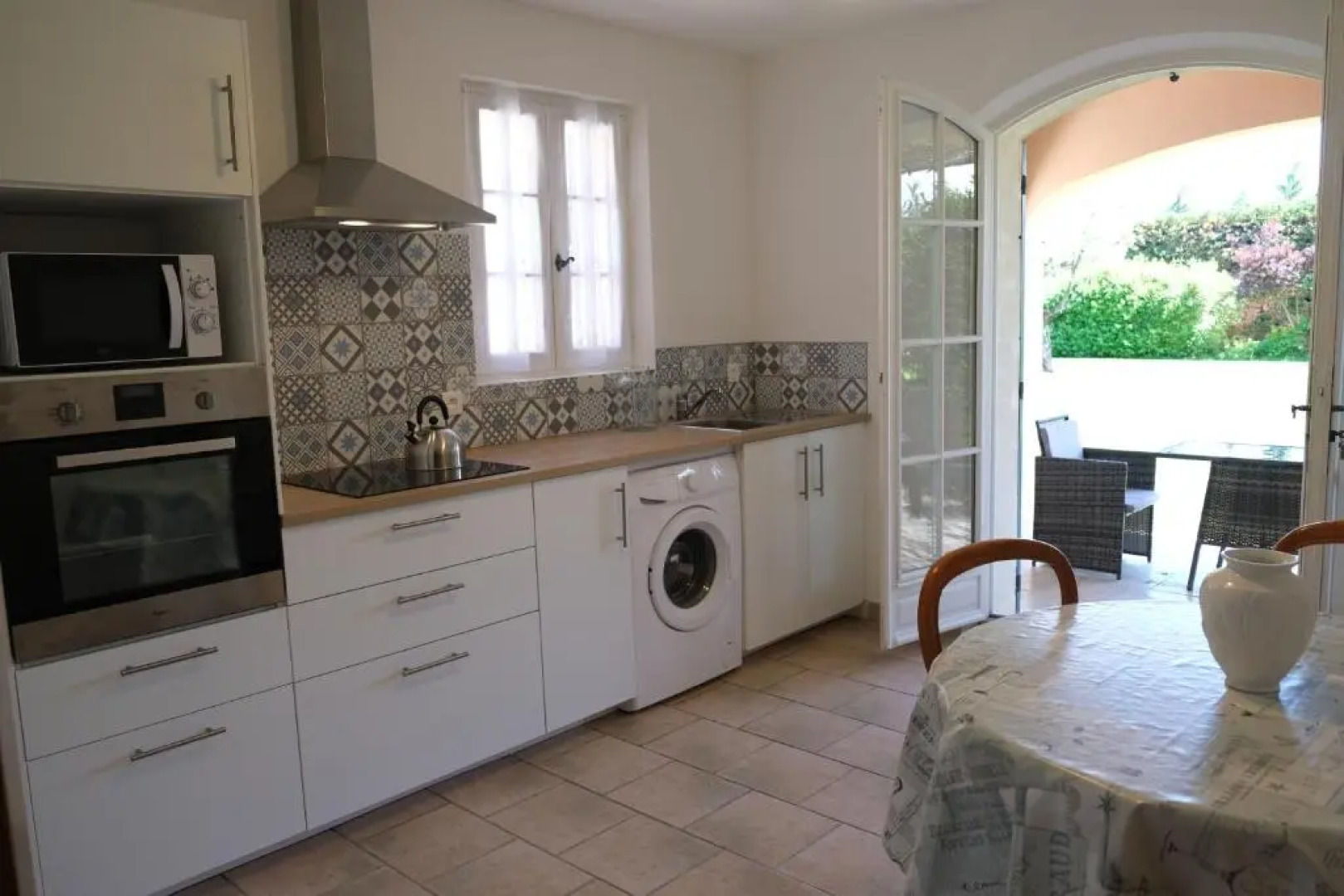 LS2-375 CARABANO Partie de maison avec piscine à partager, 2 personnes, à Cheval Blanc, Luberon, Provence