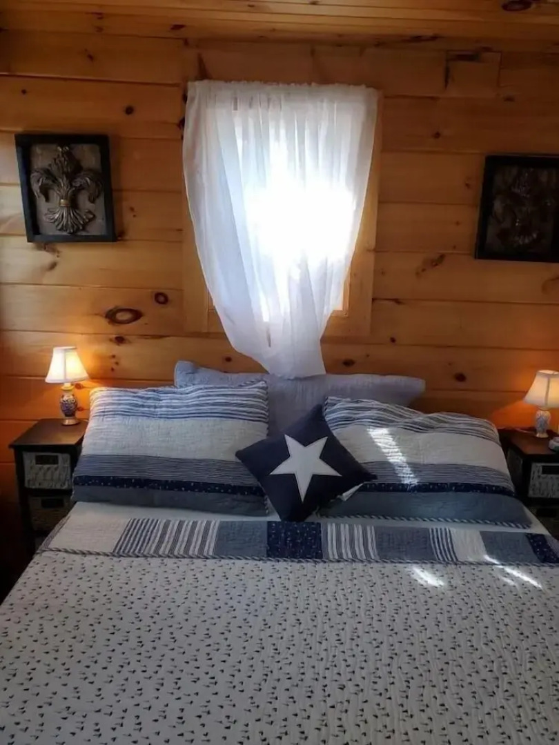 Captain's Quarters, 1.5 Miles to Downtown Ogunquit!