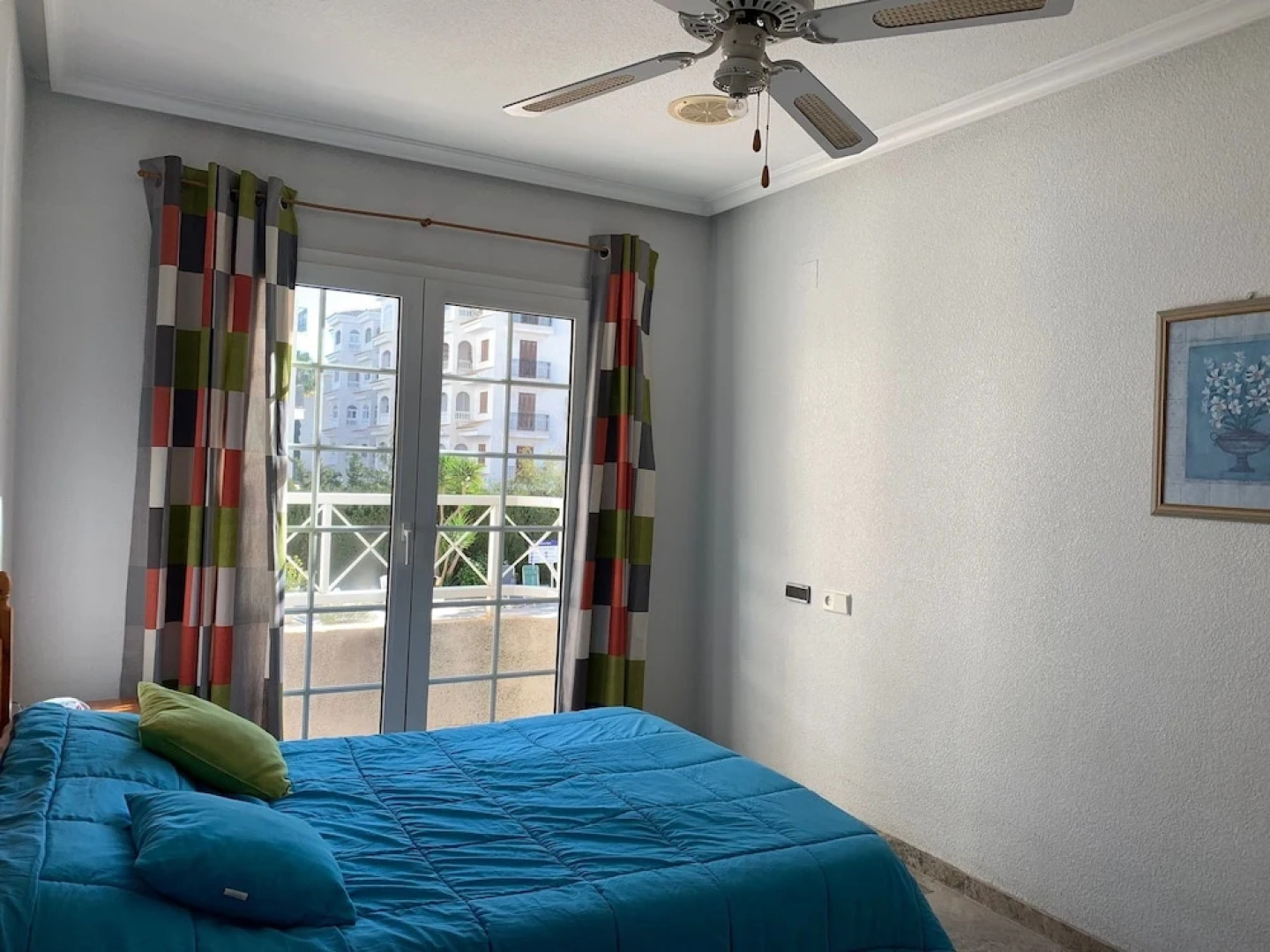 Sunny apartment in Albir el Point