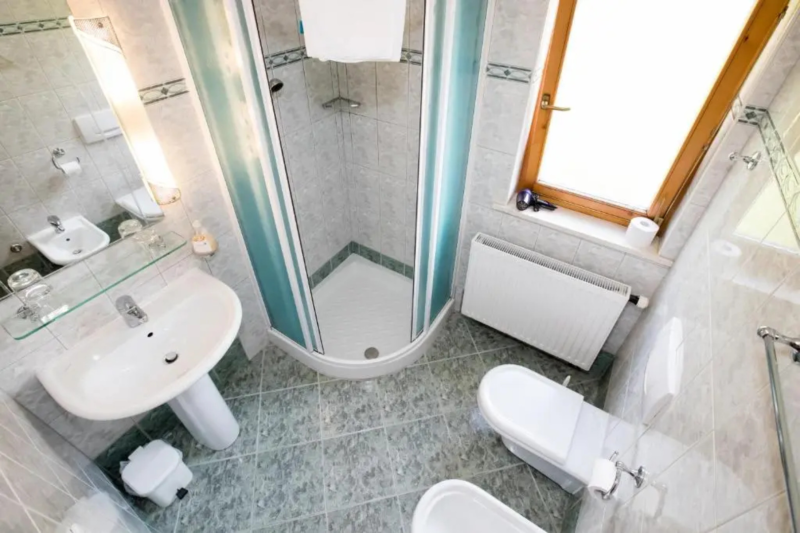 Domačija & Apartmaji Katrnjek