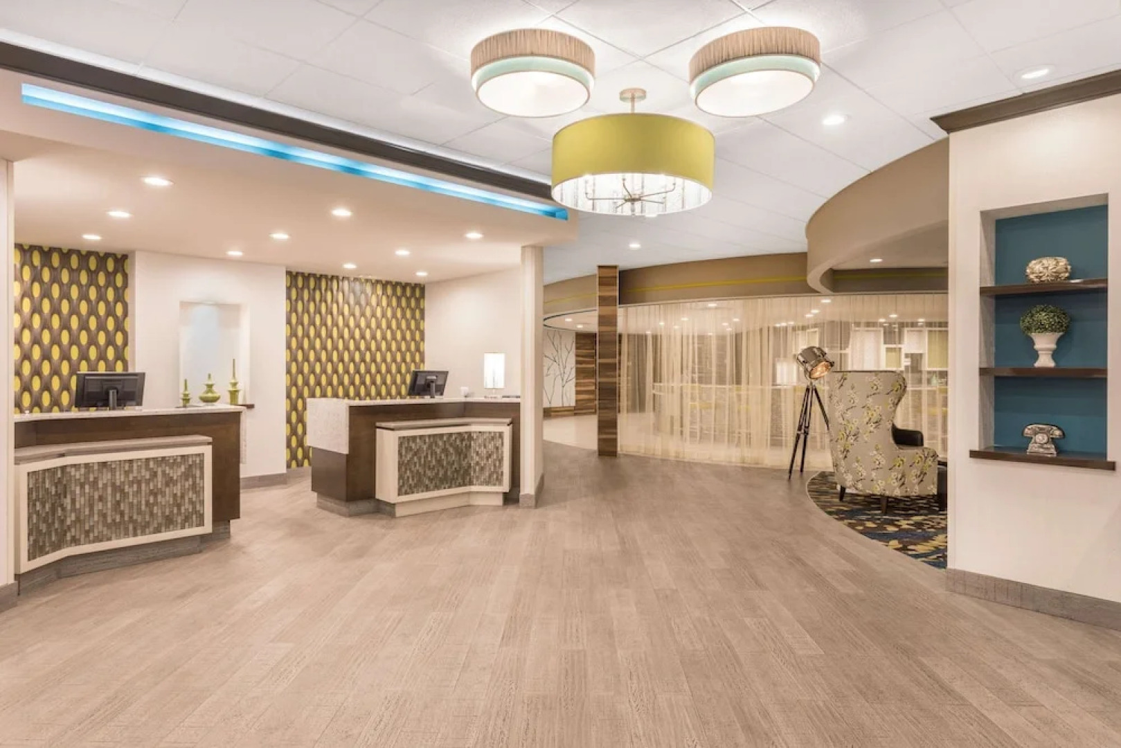 Holiday Inn Express Charleston-Summerville