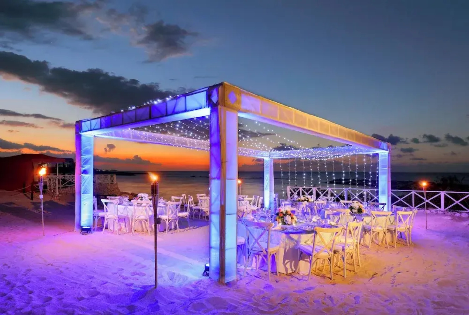 The Signature Level At Grand Palladium Lady Hamilton Resort & Spa