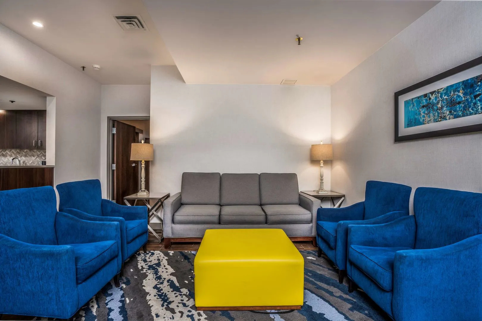 Embassy Suites by Hilton Indianapolis Downtown