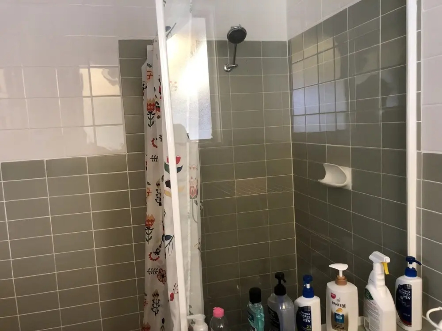 Canberra Entire House 3 Bedroom