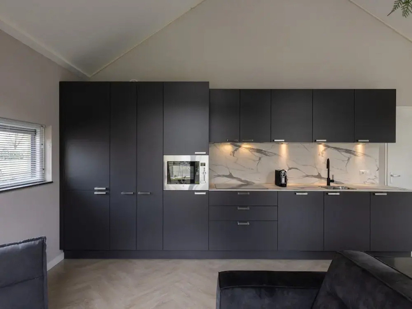 Eco Villa in Latour by Scenic Pond