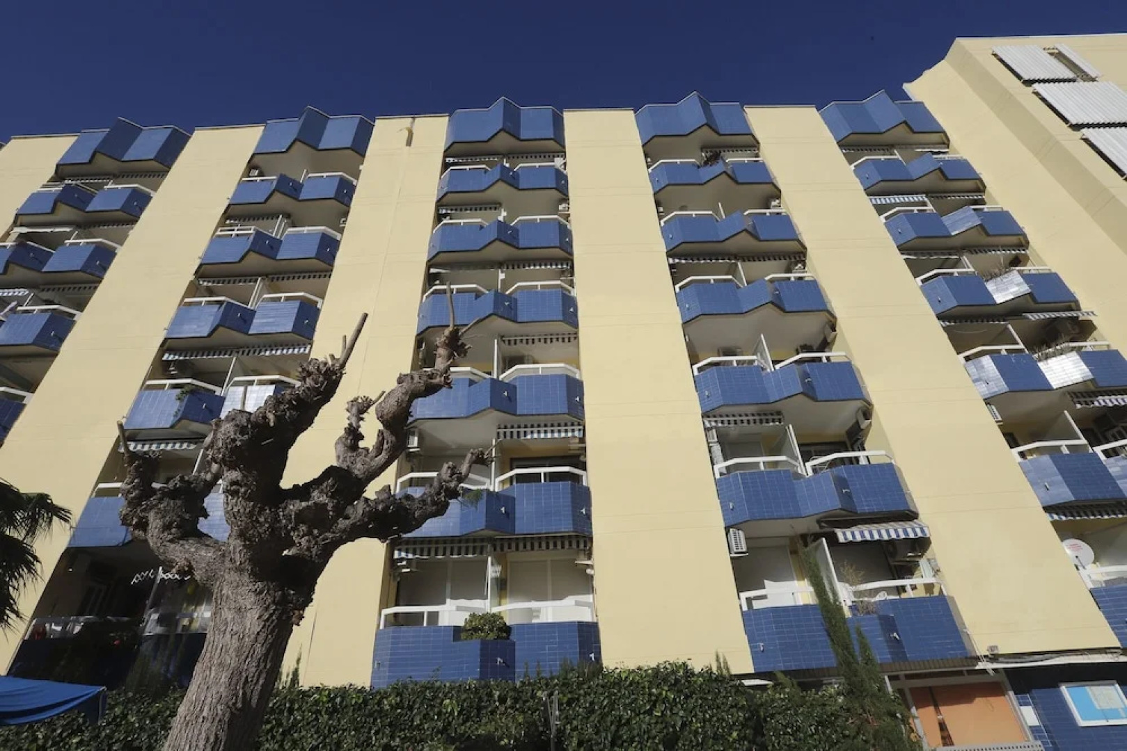 UHC Alborán Apartments