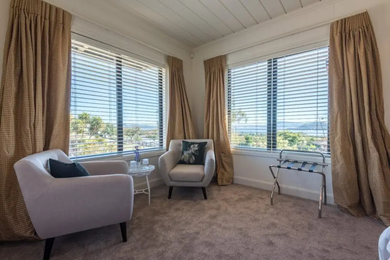 Flemington Lake View Bed  Breakfast