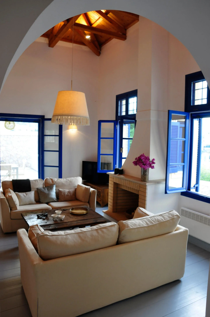 Spezzie Luxury Island Homes