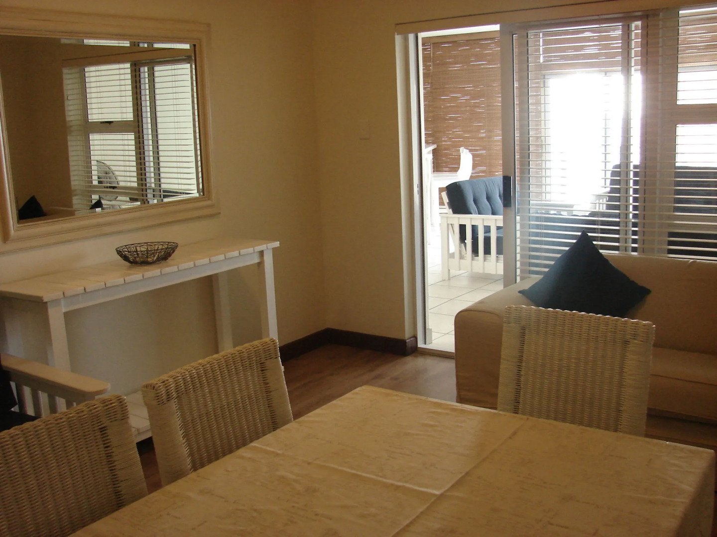 Vista Bonita Apartments