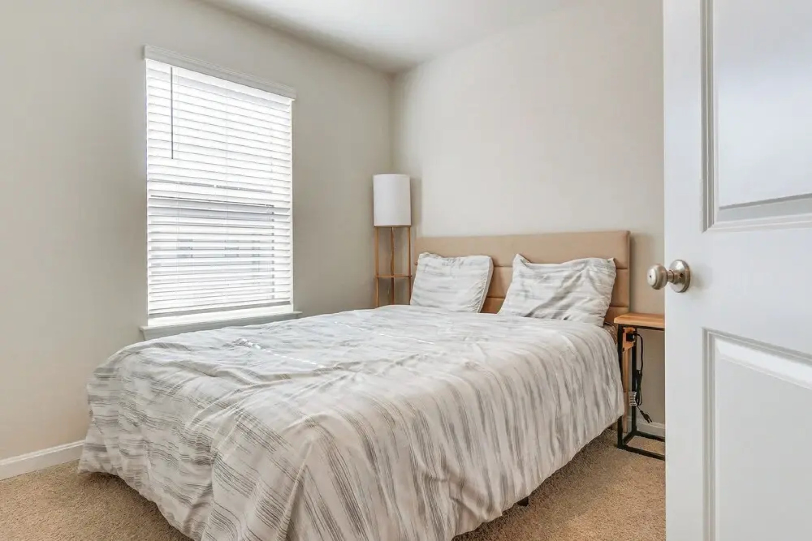 2 Mi to Dtwn Frederick: Updated Townhome