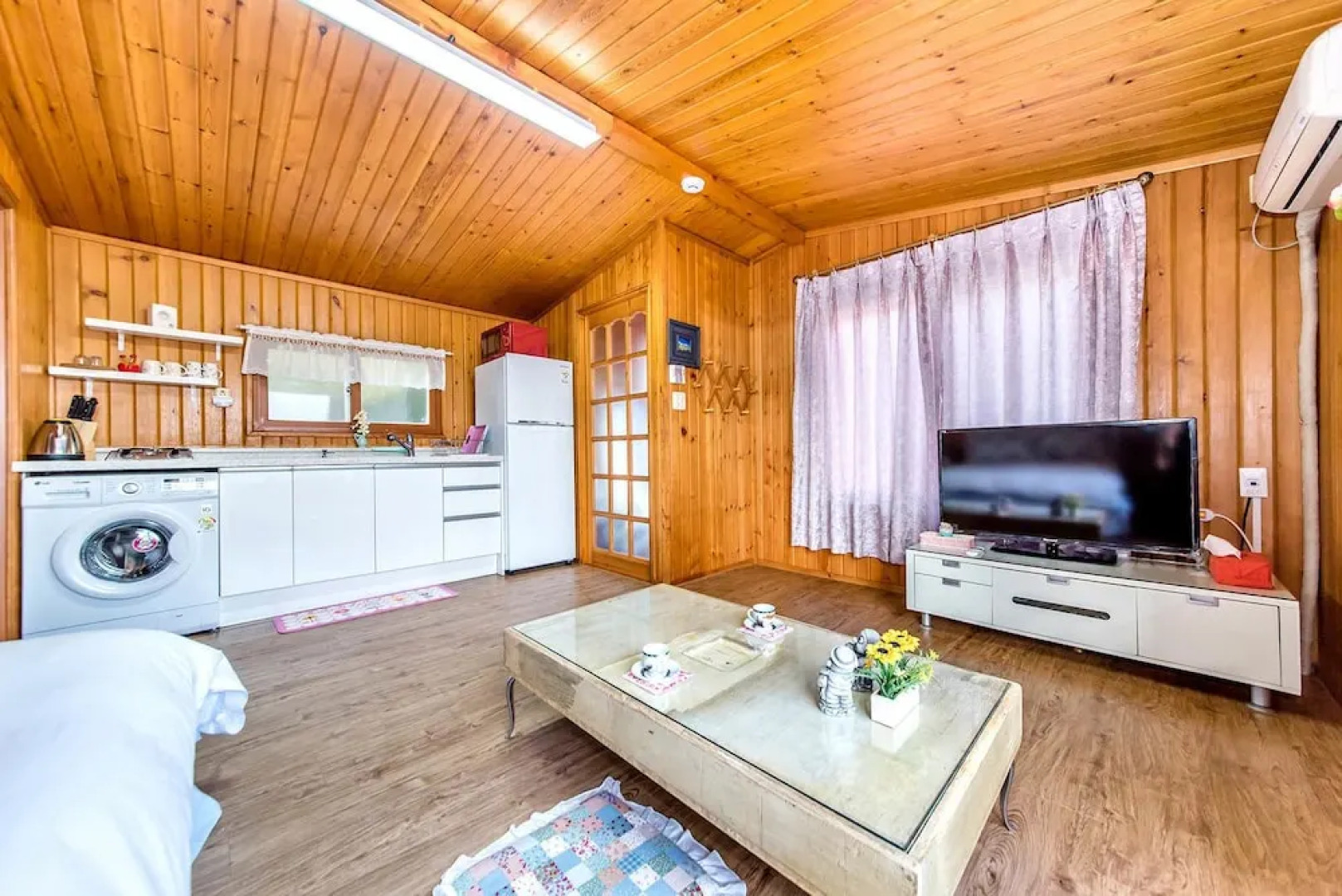 The May of Jeju House Pension