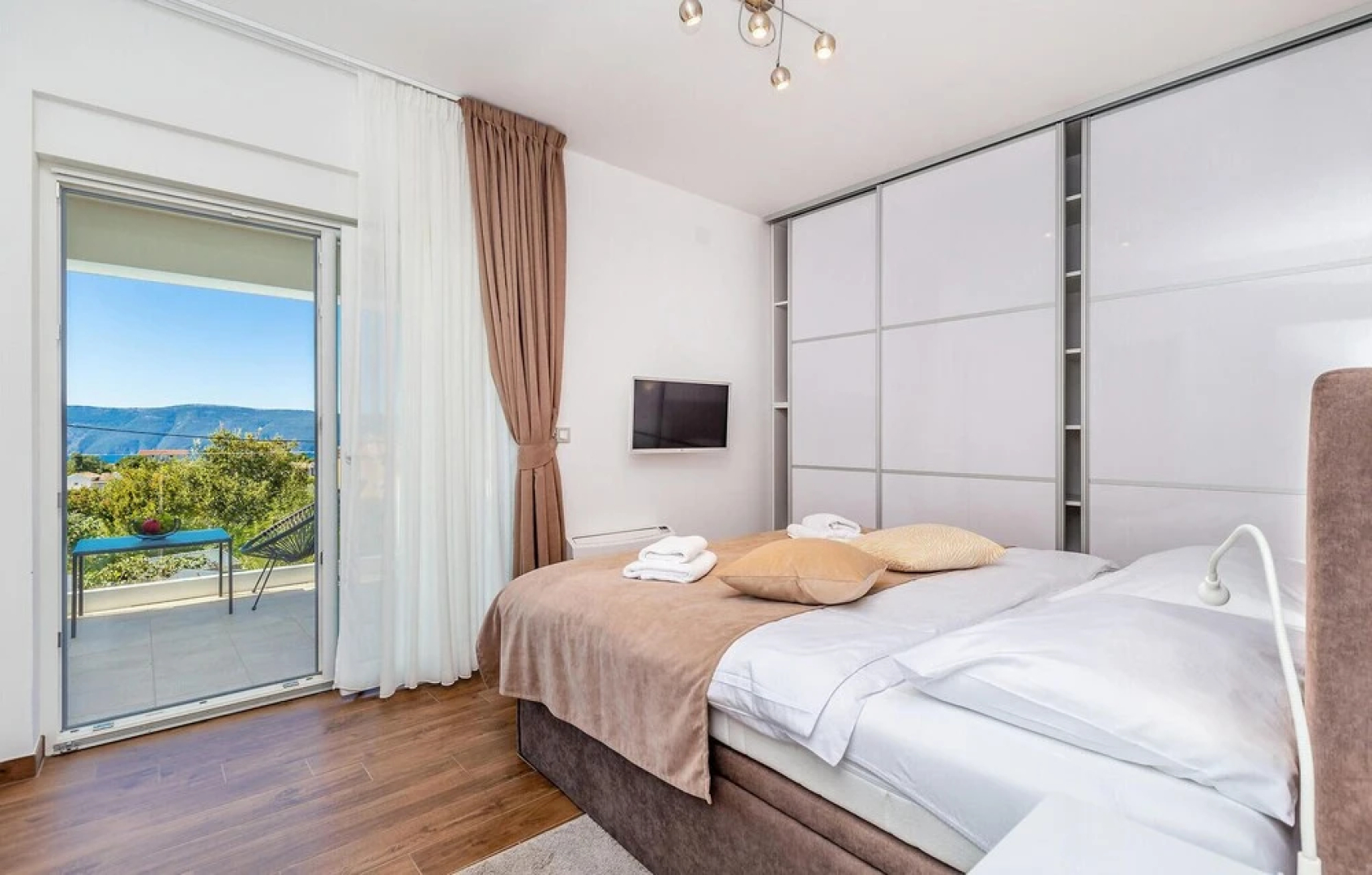 Awesome Home in Linardici With Outdoor Swimming Pool, Wifi and 3 Bedrooms