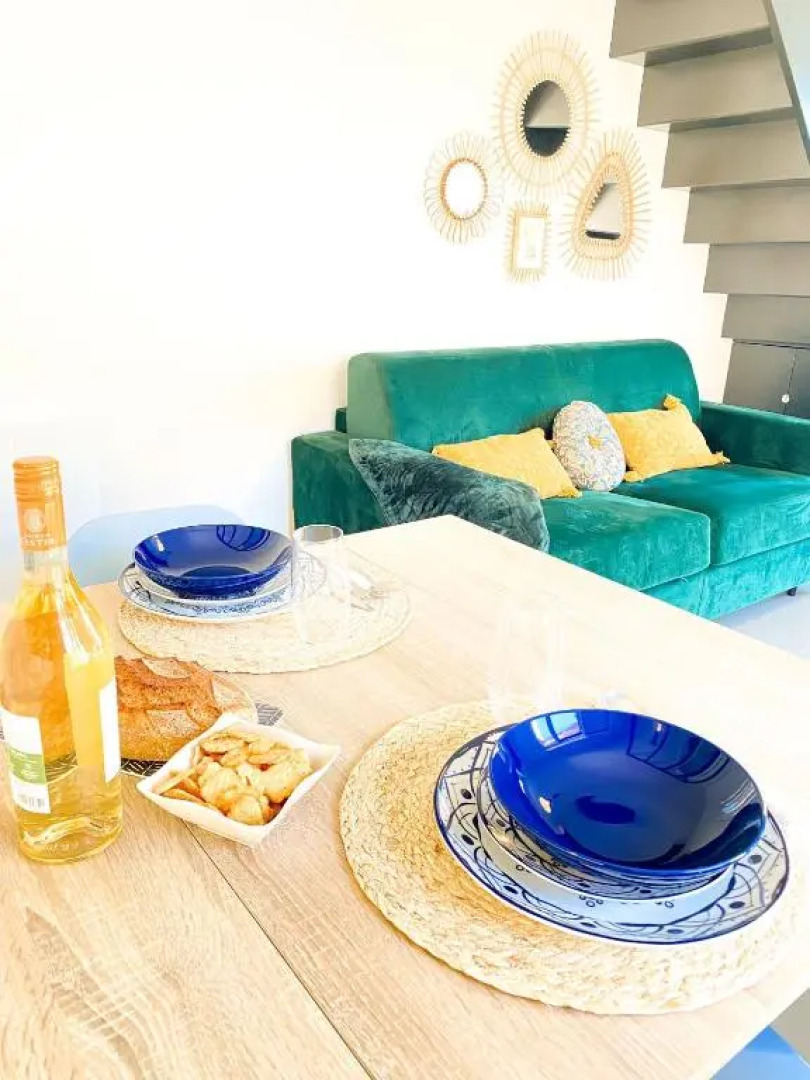 AeroHome - Appart Confort - Aeroport d Orly à proximité - Parking