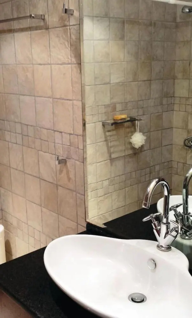 Awesome Home in Plativola Ag.g.rethym With 4 Bedrooms, Wifi and Outdoor Swimming Pool