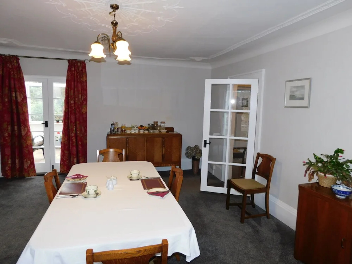 Middletown Farmhouse B&B