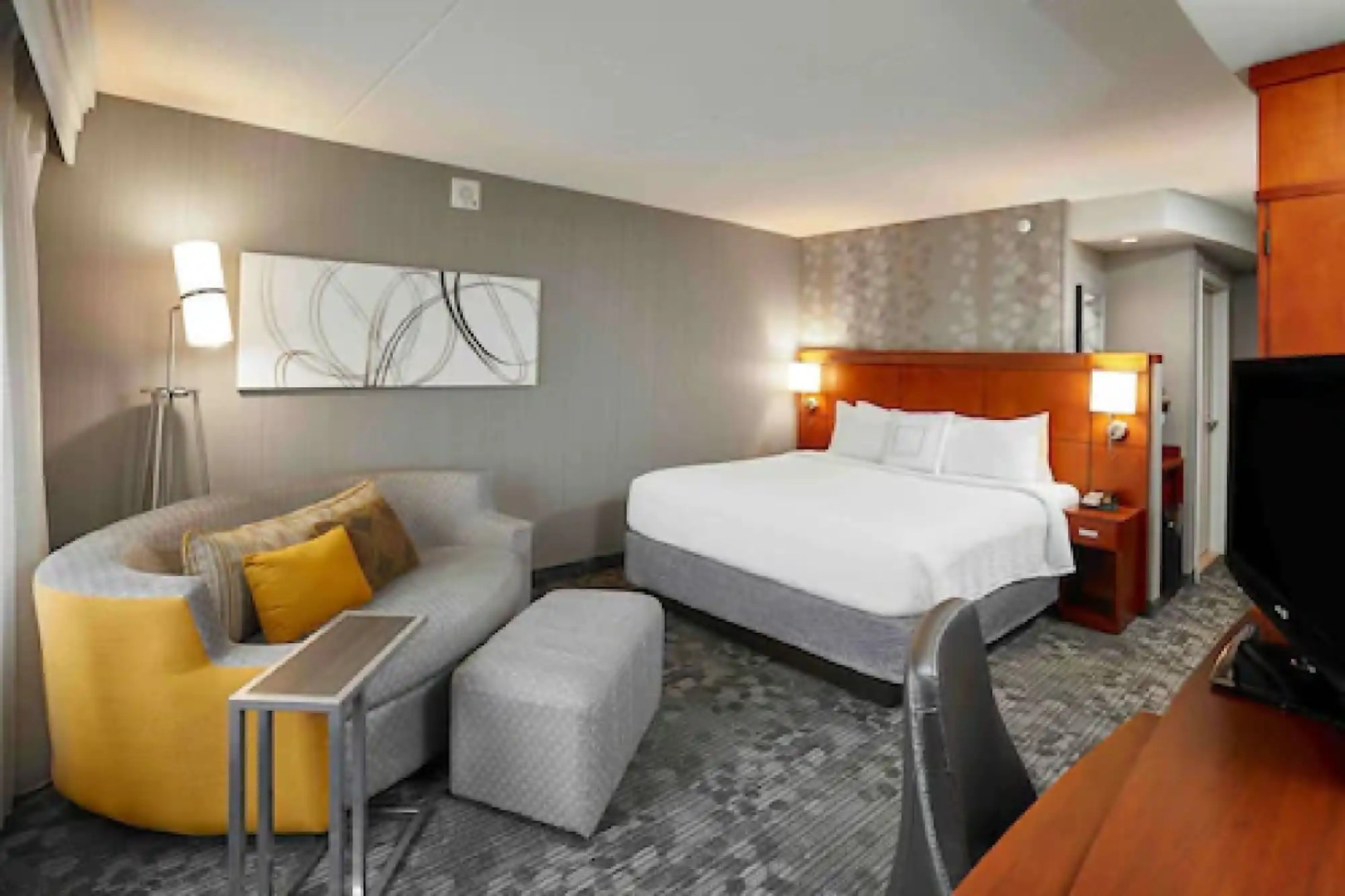 Courtyard by Marriott Toronto Brampton