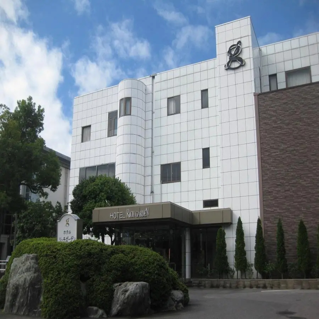 Hotel Rich Garden