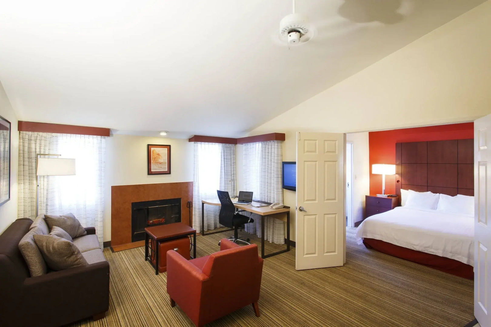 Residence Inn by Marriott La Mirada