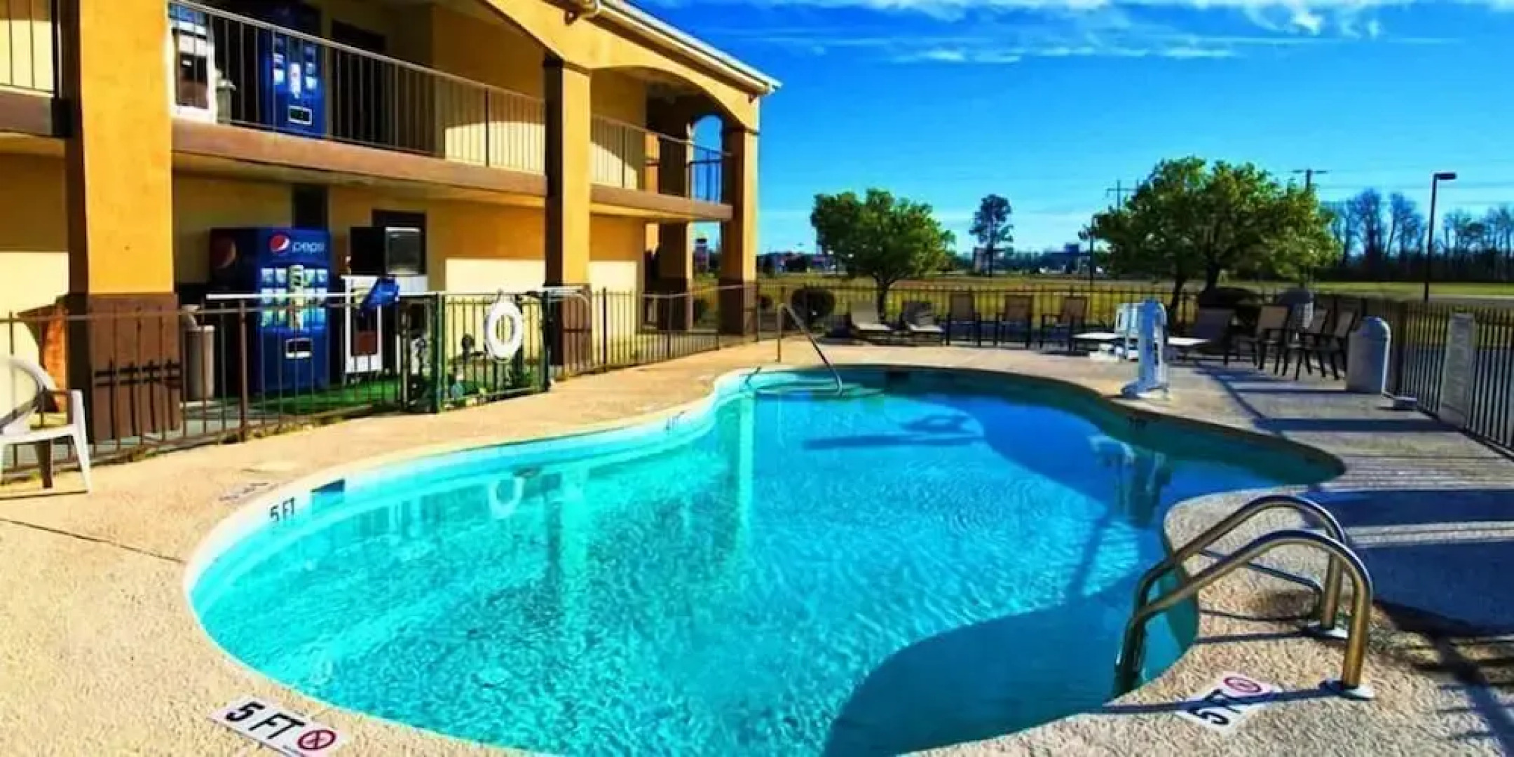 Florence Inn and Suites