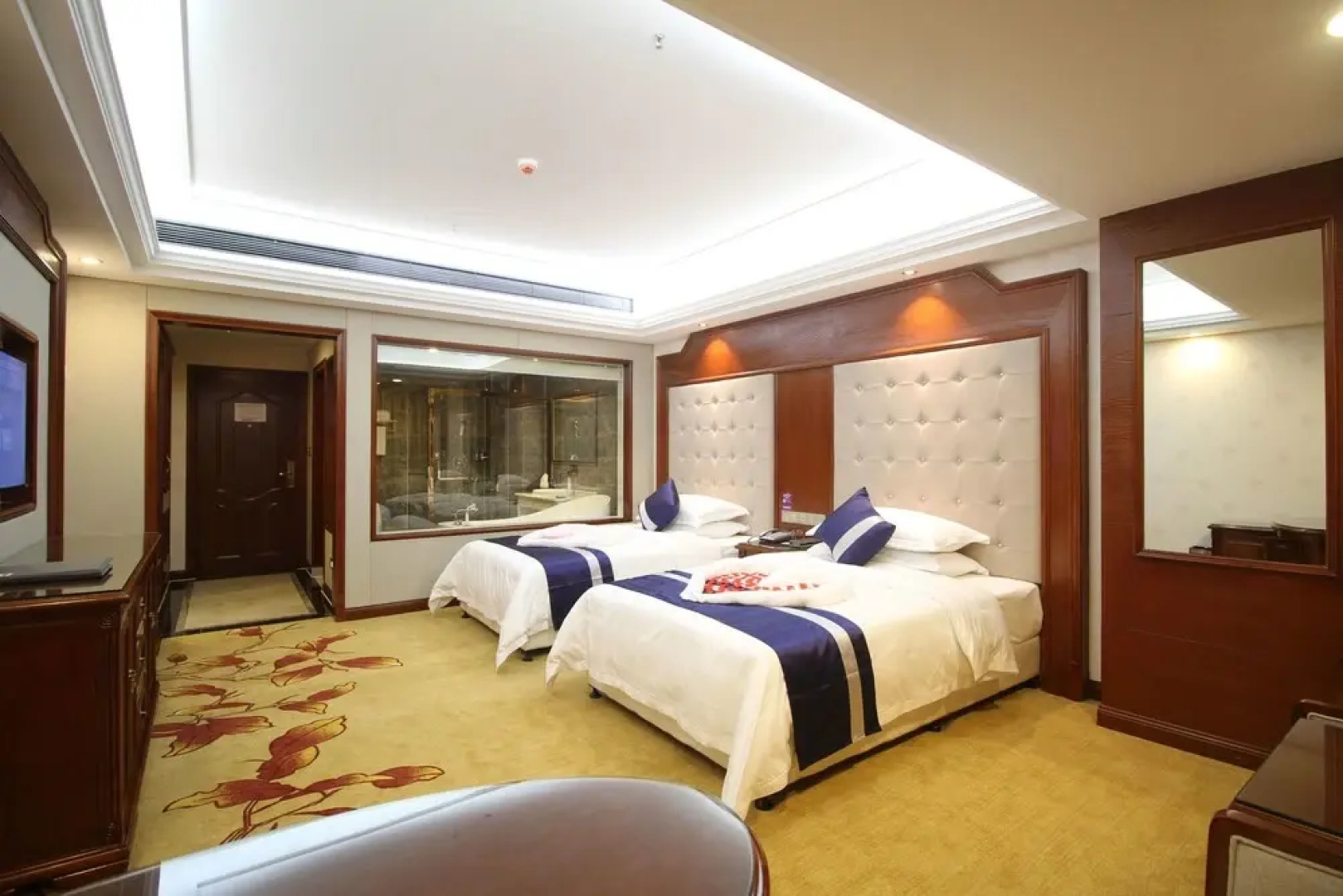 Yongzhou Xiaoxiang Binghu Hotel