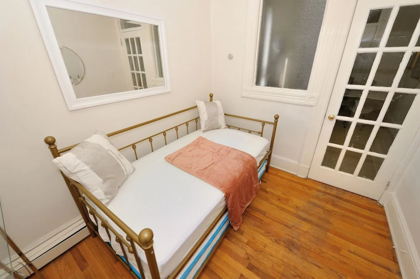 Jersey, Hoboken 113 Fourteenth St 1 Bedroom Apts