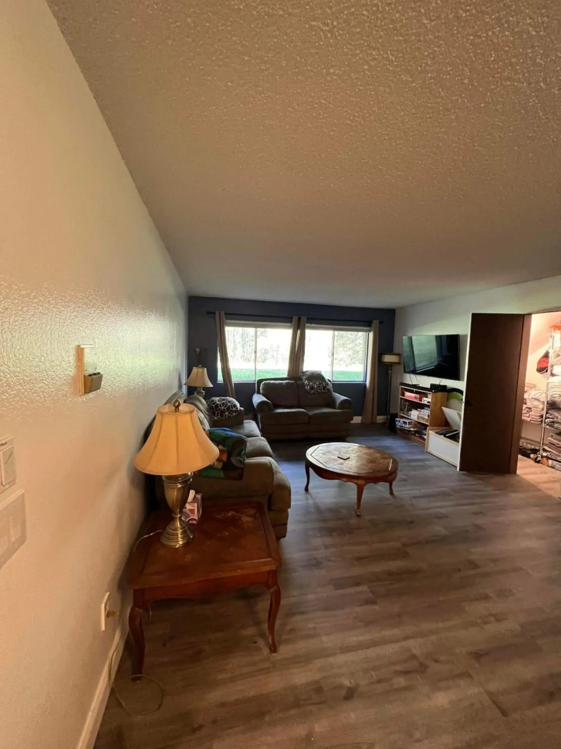 Rustic Girdwood Condo