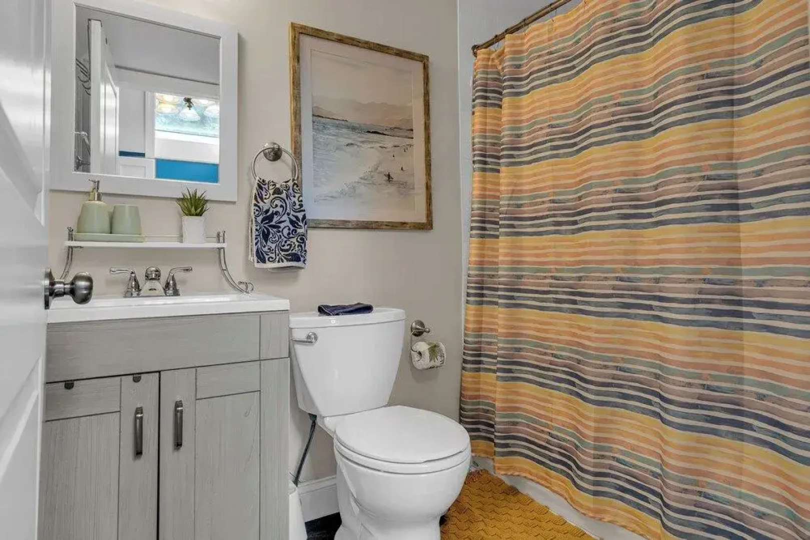 Backstage Beach Bungalow