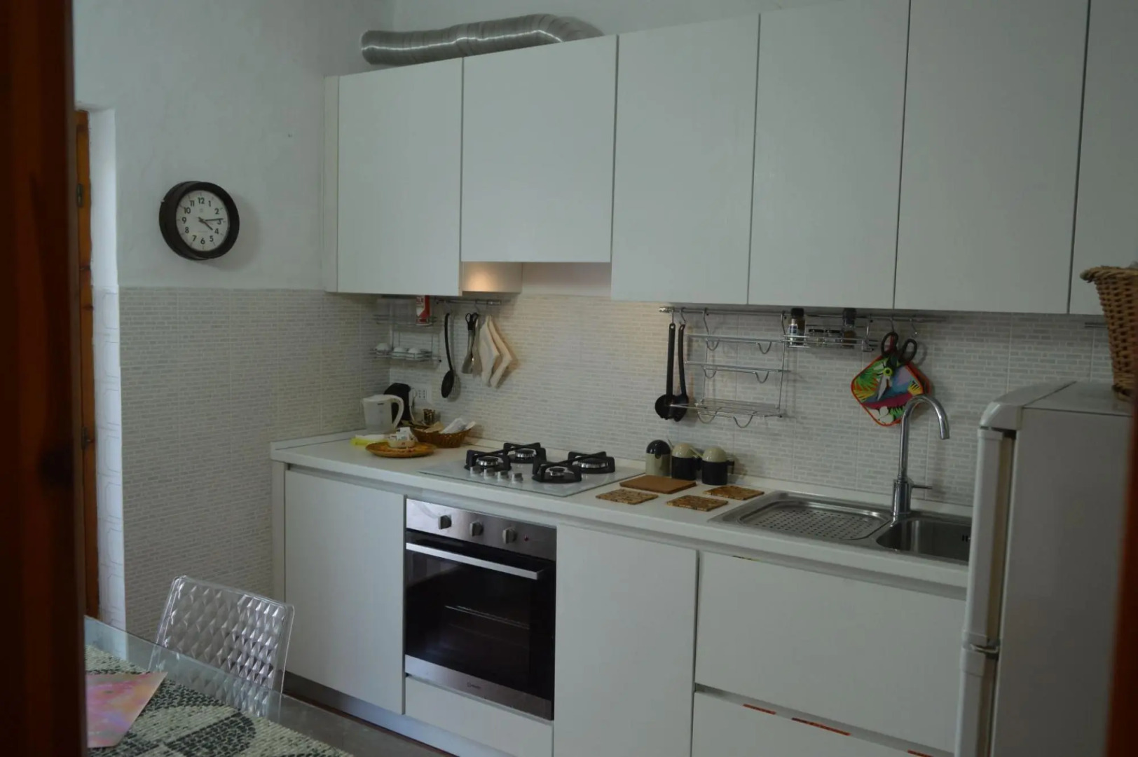 Seafront holiday home twenty meters from the western shore of Sardinia in S'archittu Beach-Casa del Giglio