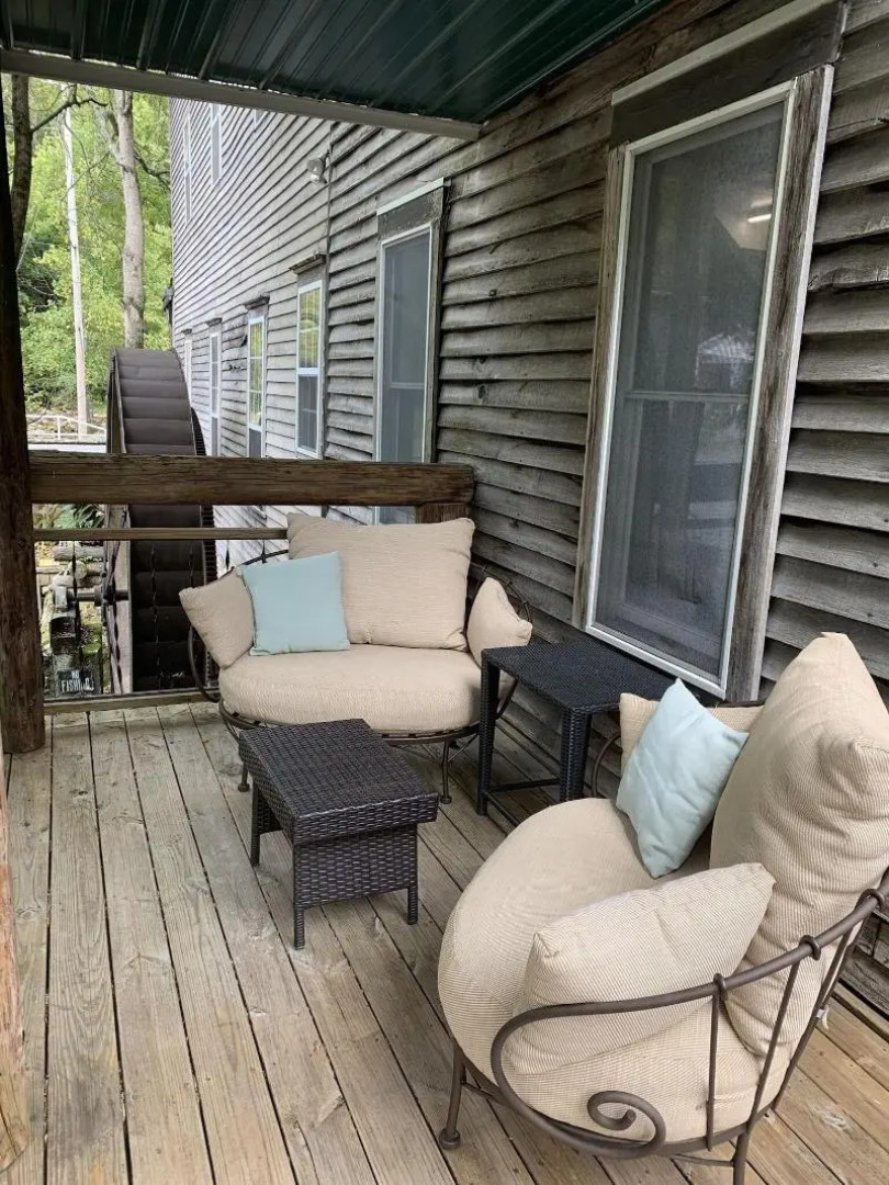 The Olde Mill Inn Bed & Breakfast