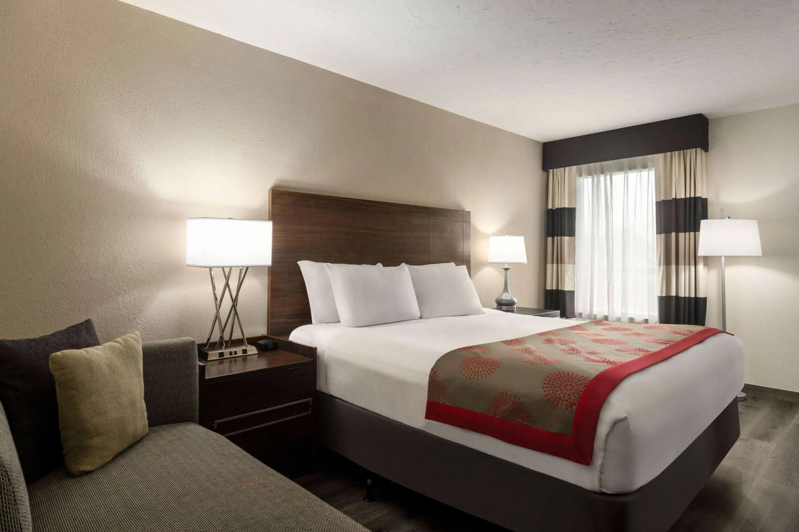 Ramada by Wyndham Sarasota Waterfront