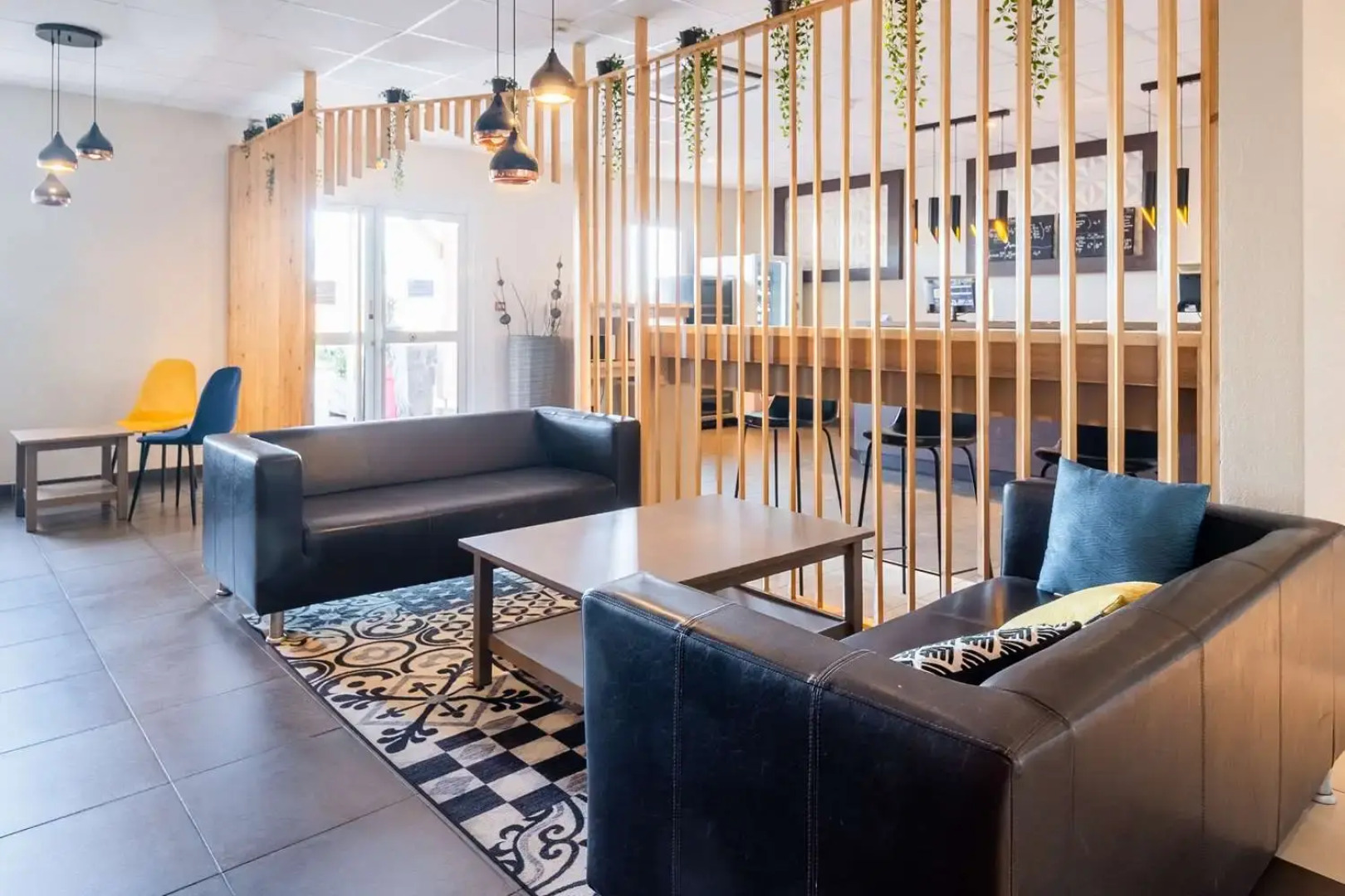 Kyriad Dijon Sud - Longvic