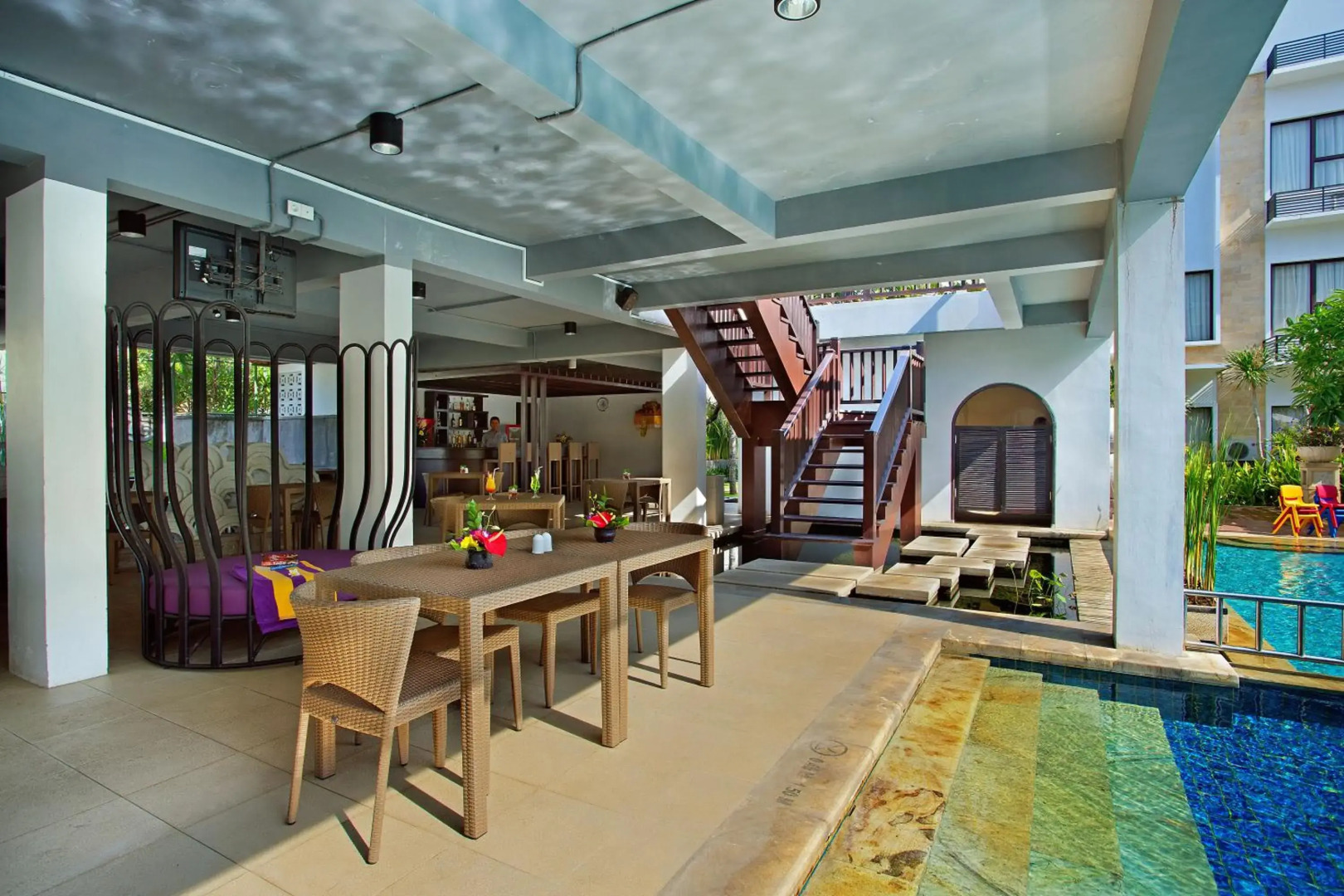 Отель Truntum Kuta